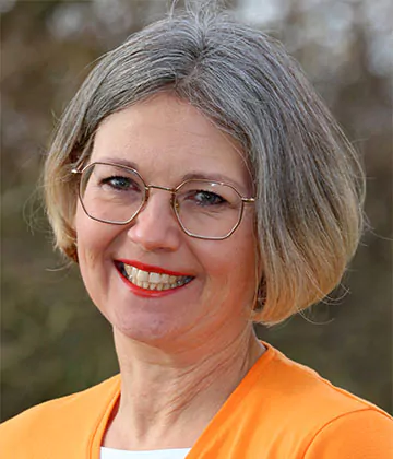 <a class="fusion-modal-text-link" data-toggle="modal" data-target=".fusion-modal.drolsen" href="#"><b>Dr. med. Anja Olsen</b></a>